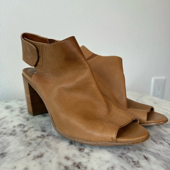Steve Madden Nonstop Heels - Picture 1 of 7